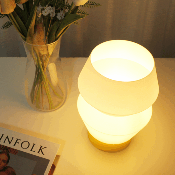 Lunite Pyra Table Lamp - Image 4