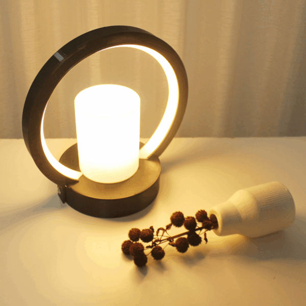 Lunite Eclipse Dual Light Table Lamp - Image 8